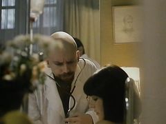 Старенький ХХХ фильм о сексе в больнице "Клиника фантазмов" (1980)