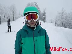 Парочка лыжников занялась анальным сексом в горнолыжном подъемнике