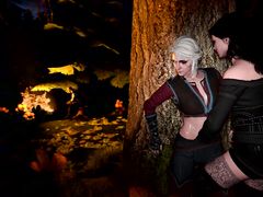 Йеннифэр и Цири из "The Witcher 3" наслаждаются лесбийским сексом в лесу