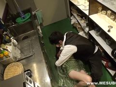 Хозяин ресторана изнасиловал подчиненную японку на кухне